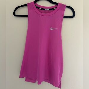 Nike women’s pink running tank top size Medium